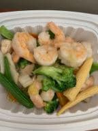 Best Shrimp With Fresh Vegetable in Libertyville, IL